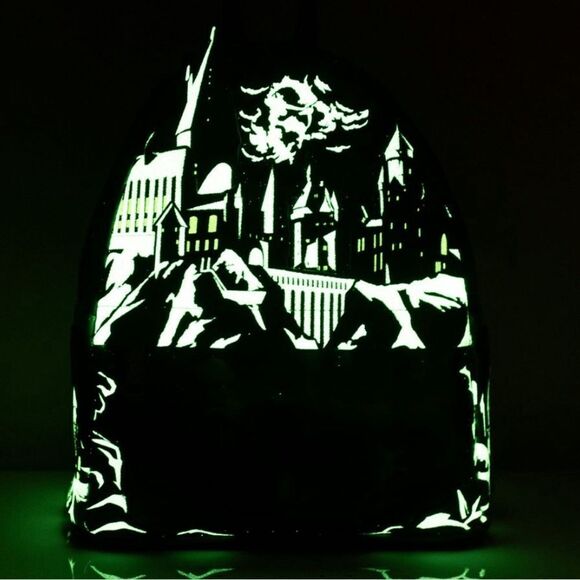🪄🪄 Loungefly Harry Potter Glow in the Dark Battle of Hogwarts Lenticular - Picture 3 of 9